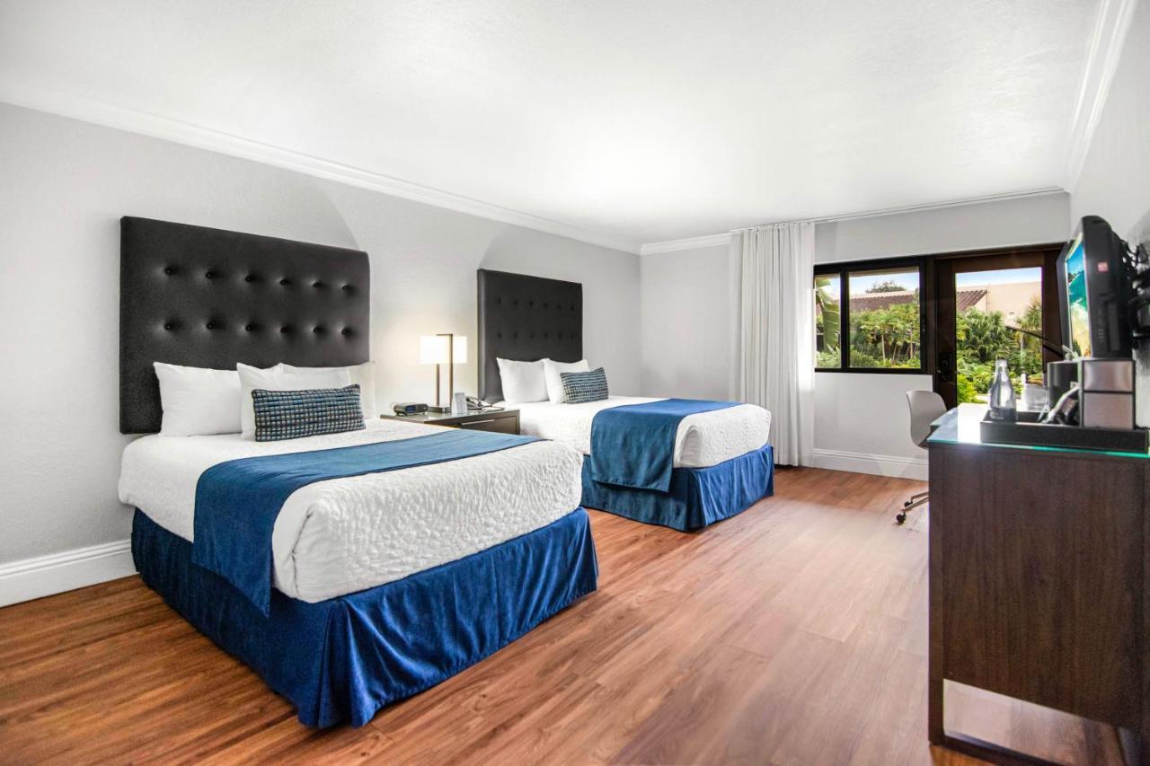 Miami Lakes Hotel Bagian luar foto