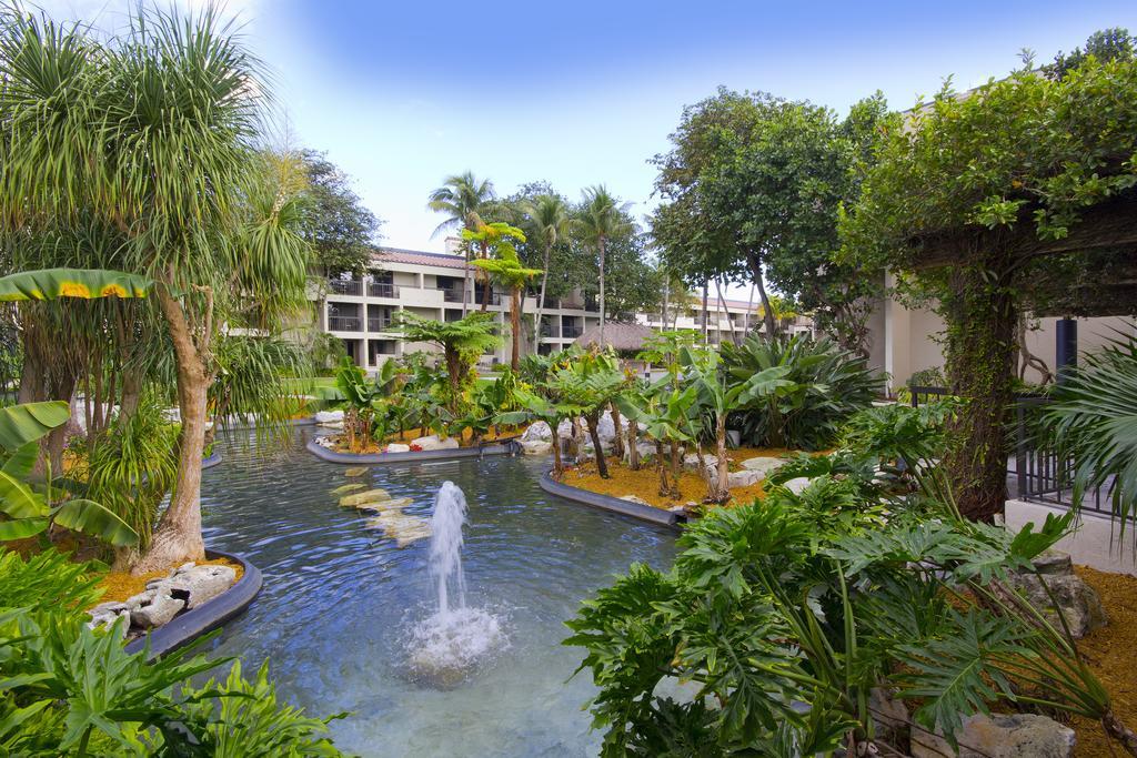 Miami Lakes Hotel Bagian luar foto