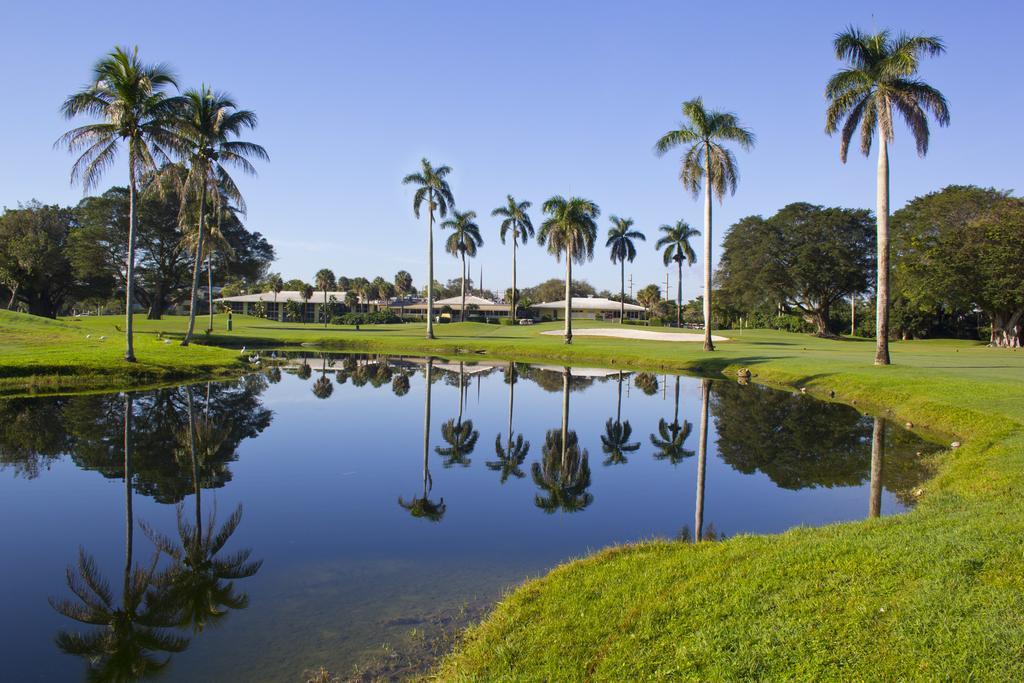 Miami Lakes Hotel Bagian luar foto